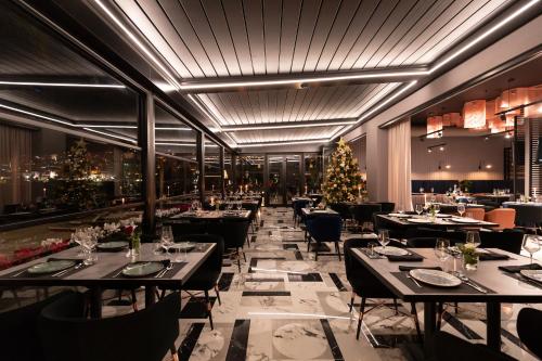 Ресторан / где поесть в Demi Hotel