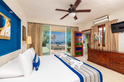Gallery image of Blue Chairs Resort by the Sea - Adults Only in Puerto Vallarta