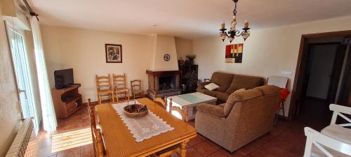 Apartamento Rural Coll dAres, Ares del Maestre – Bijgewerkte ...