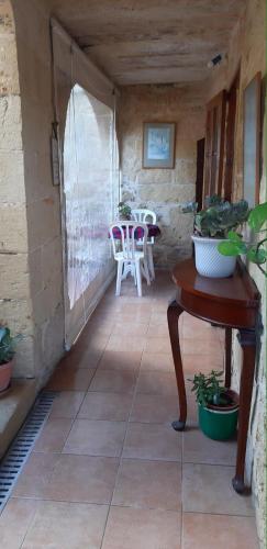 Foto 400YR Farmhouse in Xaghra Gozo - Entire Farmhouse 5