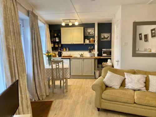 Gallery image of The Old General Store At The Laurels in Glastonbury