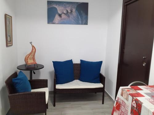 Duende C-5 y C-6, Almería – Updated 2022 Prices
