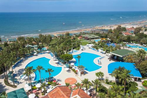 Imagen de la galería de Iz Flower Side Beach Hotel, en Side