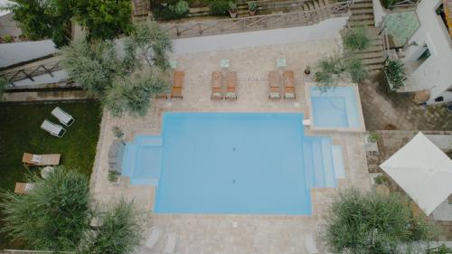 an overhead view of a pool in a yard at Casa Lucia in Sorrento