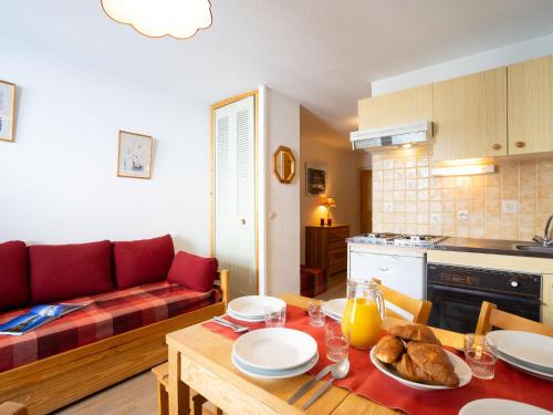 Apartment Plein Soleil - Val Claret-1 by Interhome