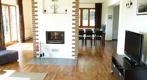 Villa Victoria picture