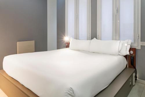 B&B HOTEL Madrid Centro Fuencarral 52 photo 49