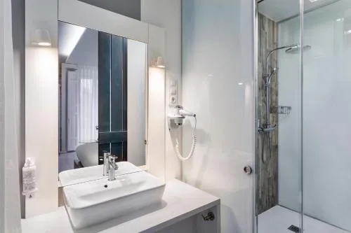 B&B HOTEL Madrid Centro Fuencarral 52 photo 19