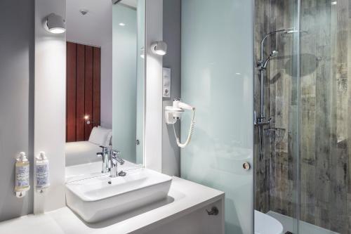 B&B HOTEL Madrid Centro Fuencarral 52 photo 55