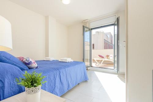 Apart-rent Penthouse Francesc Macia 2000 cerca de la playa y WIFI