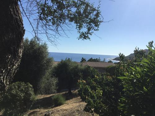 Photo de la galerie de l'établissement Villa indépendante climatisée Tiuccia Bord de mer, à Casaglione