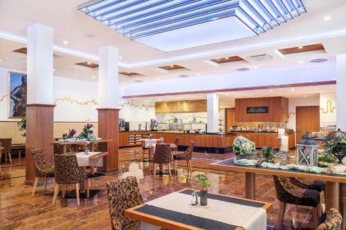 Restaurace v ubytování Hotel Rappen Rothenburg ob der Tauber