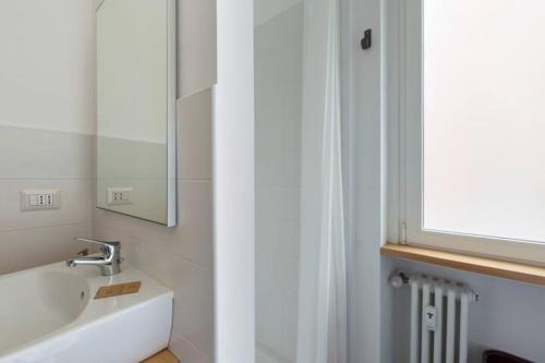 GuestHost - City Life & MiCo Cosy and Functional Apartment