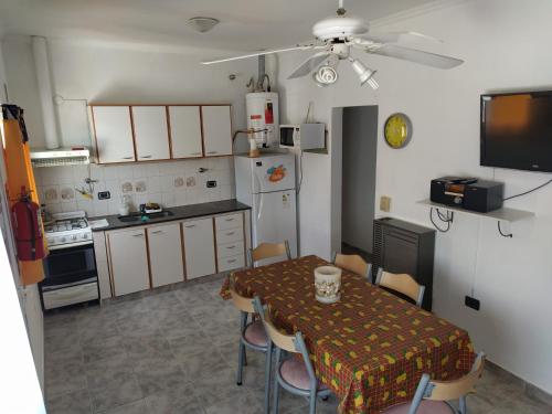 Køkken eller tekøkken på Departamentos Aryan