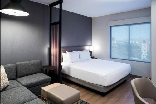 Hyatt Place Tempe Phoenix University Image