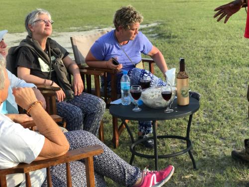 アルーシャにあるArusha Holiday Safariの一団