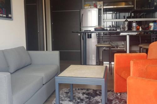 Η κουζίνα ή μικρή κουζίνα στο Departamento de lujo en Queretaro, excelente vista