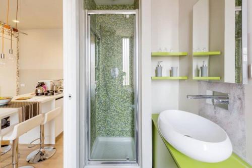 GuestHost - Viale Umbria White & Cosy Studio