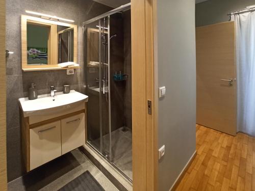 Athens Sweet Home by YHA