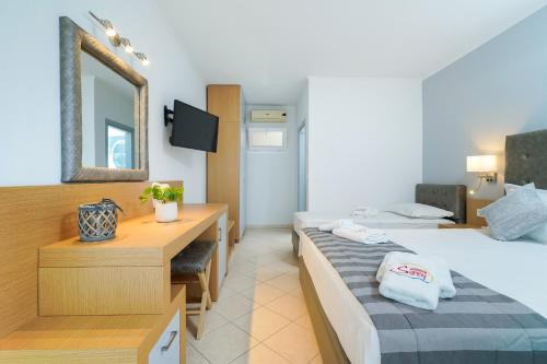 Gallery image of Sunny Hotel Thassos in Chrysi Ammoudia