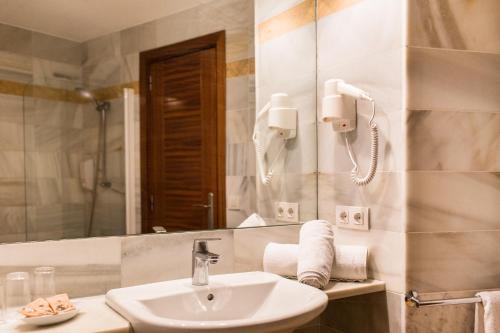 Koupelna v ubytování Sagitario Hostal Ciutadella