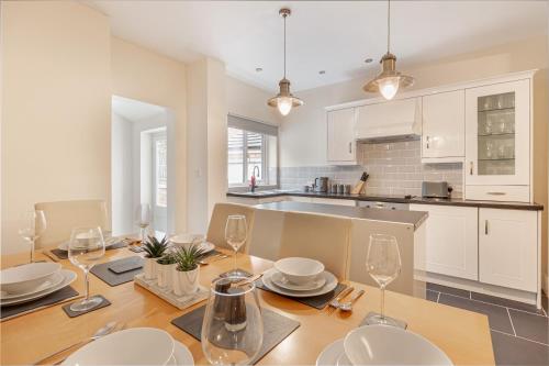 Guest Homes - Southfield Dwelling