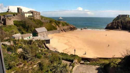 Ar Lan Y Mor, Tenby, United Kingdom