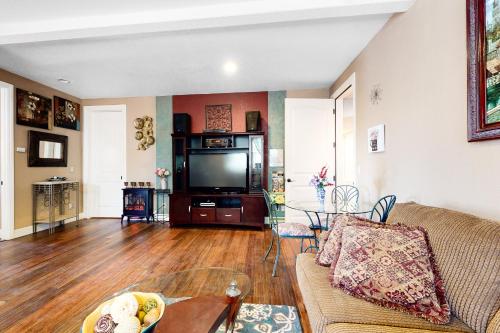 Big Bear Lodge Apartment – Photos 5