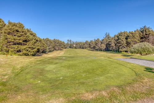 a view of the green at eagle ridge golf course at Osborne Beach House MCA 139 - Meredith Lodging in Manzanita