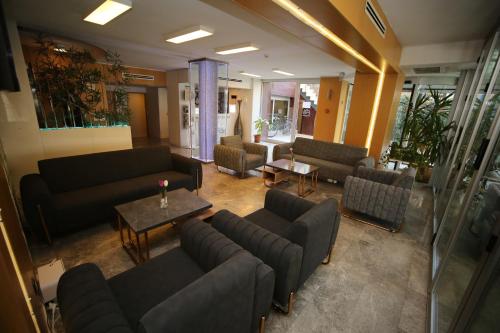 Χώρος καθιστικού στο Grand Nora Hotel