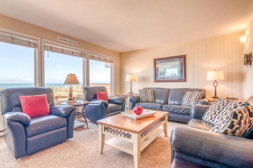 Zona de estar de Breakers Beach House 5 - Meredith Lodging