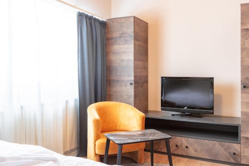 Een TV en/of entertainmentcenter bij Hotel Sport, Resort Mavrovo
