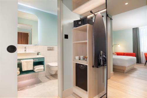 Kylpyhuone majoituspaikassa Hyatt Place London City East