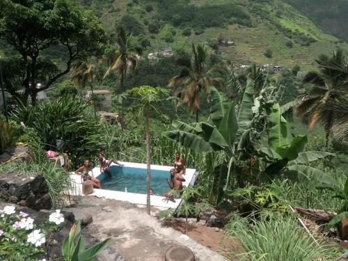 En udsigt til poolen hos Casa Das Ilhas eller i nærheden