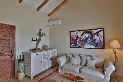 Ein Sitzbereich in der Unterkunft Casa Chameleon Hotel Las Catalinas - Adults Only