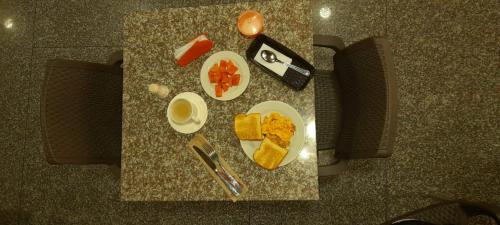 Jídlo v hotelu nebo okolí