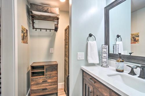 A bathroom at Ski-InandSki-Out Getaway at Boyne Mountain Resort