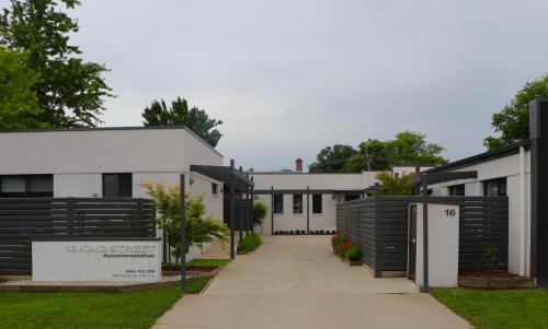 a street view of a row of houses at 16 King Street in Myrtleford