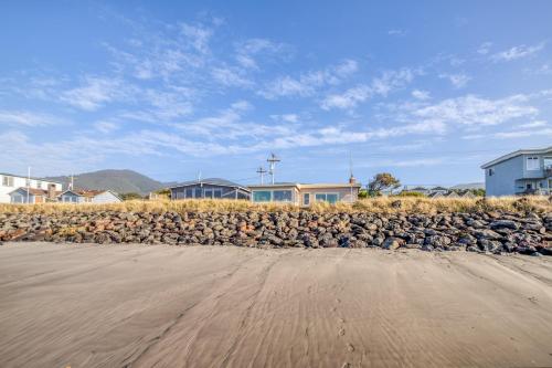 The Little Sand Castle – Photos 3