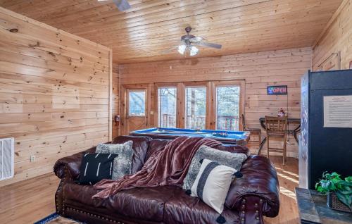 Summer Special! NERF Party, Pool, HotTub, Pet Friendly photo 51