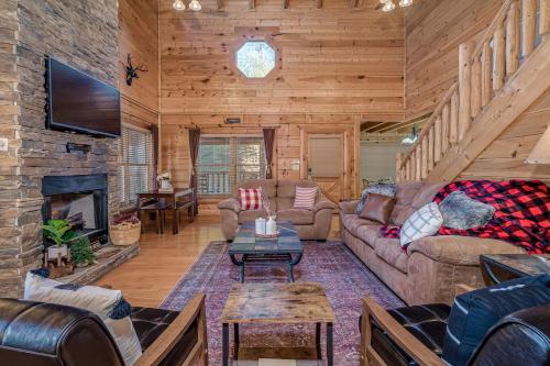 Summer Special! NERF Party, Pool, HotTub, Pet Friendly photo 18