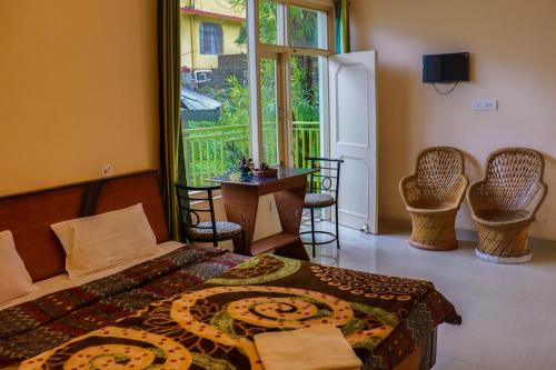 Imagen de la galería de Golden View B&B, en Dharamshala