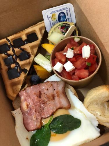 Mad på pensionatet eller i nærheden