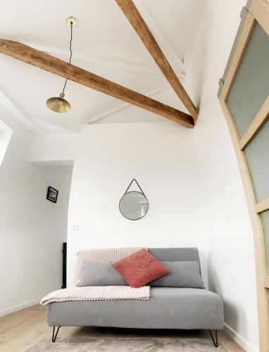 Photo de la galerie de l'établissement Duplex standing centre Honfleur - vue Pont - Bassin, à Honfleur