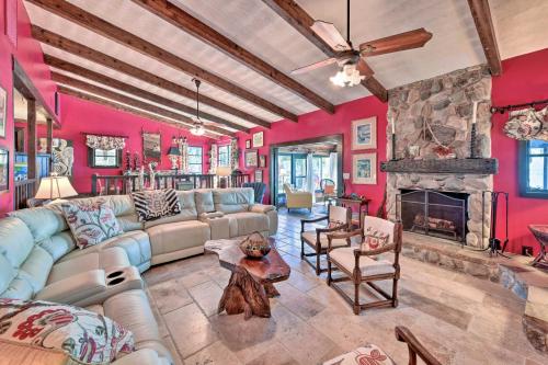 Gallery image of The BougainVilla with Boat Slip on Lake Istokpoga! in Sebring