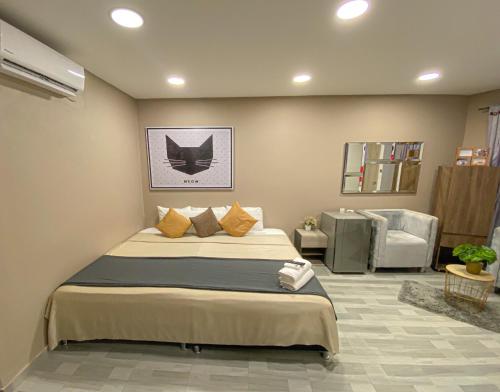 Ein Bett oder Betten in einem Zimmer der Unterkunft Hermosa Habitación cerca al Centro histórico