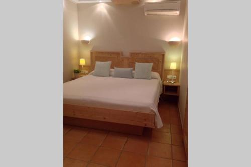 Posteľ alebo postele v izbe v ubytovaní Apartamento gran terraza privada y vistas al mar
