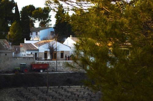 Villa Serrano La casa rural de los mil suelos, Valencia ...