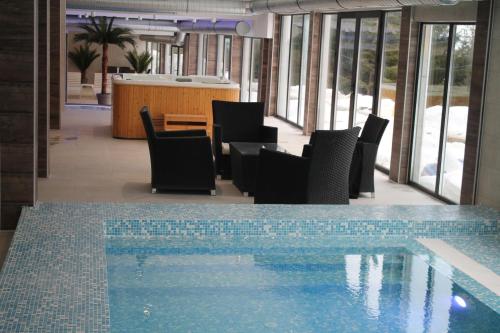 The swimming pool at or close to Sunčani breg