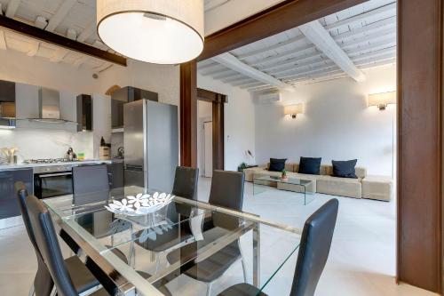 Brancacci Suite by Mamo Florence